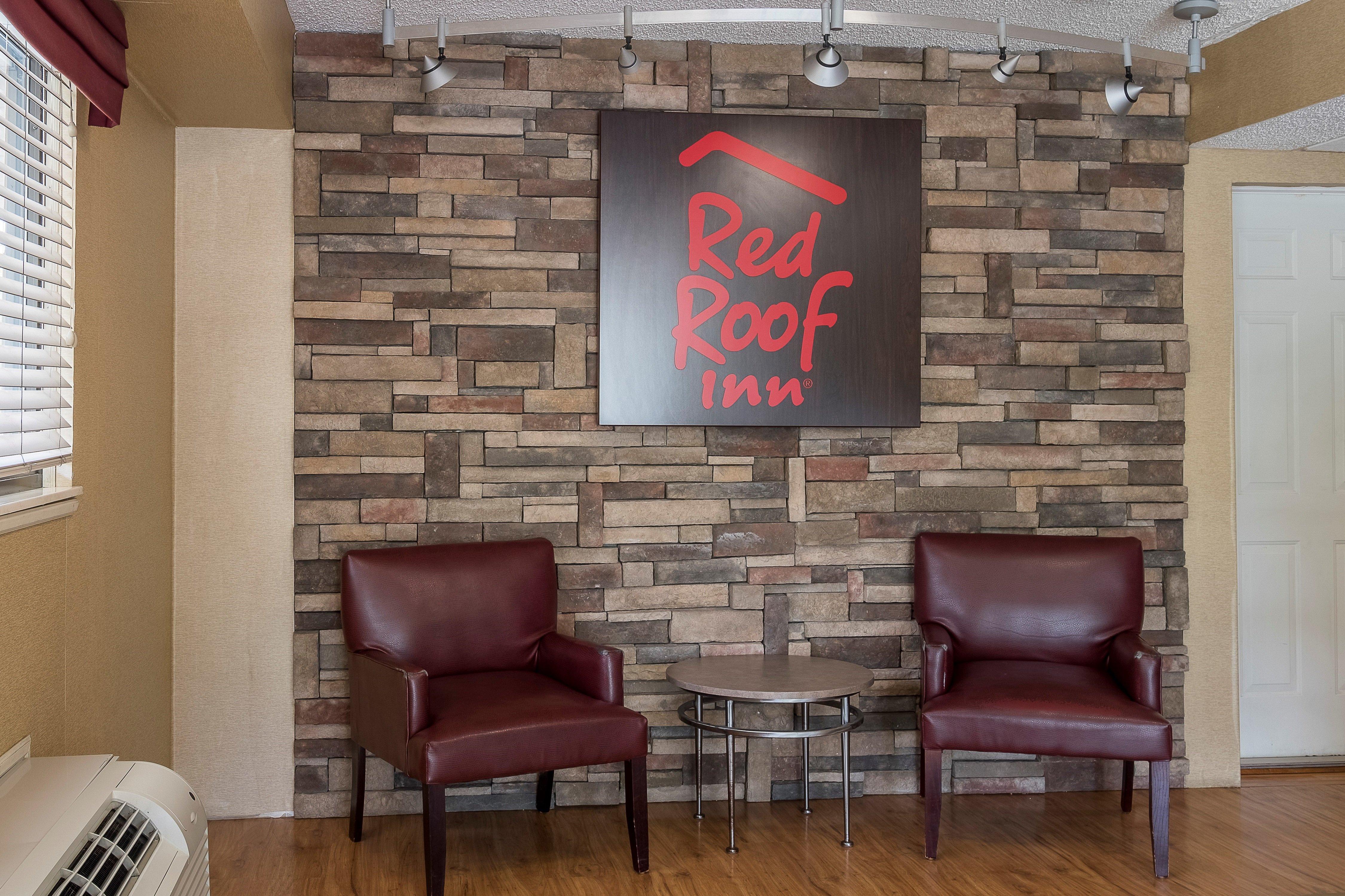 Red Roof Inn Tampa - Brandon Εξωτερικό φωτογραφία