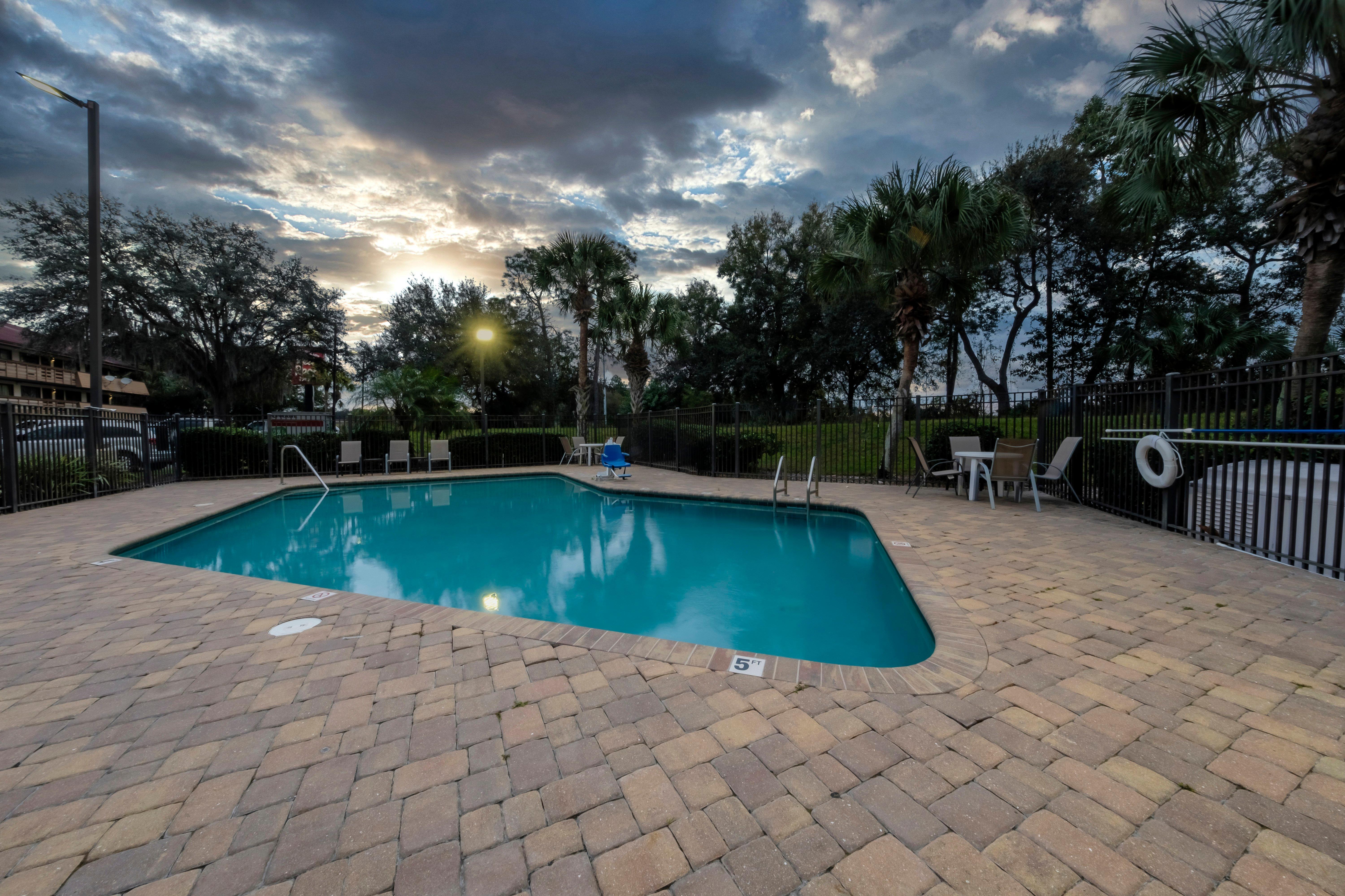 Red Roof Inn Tampa - Brandon Εξωτερικό φωτογραφία