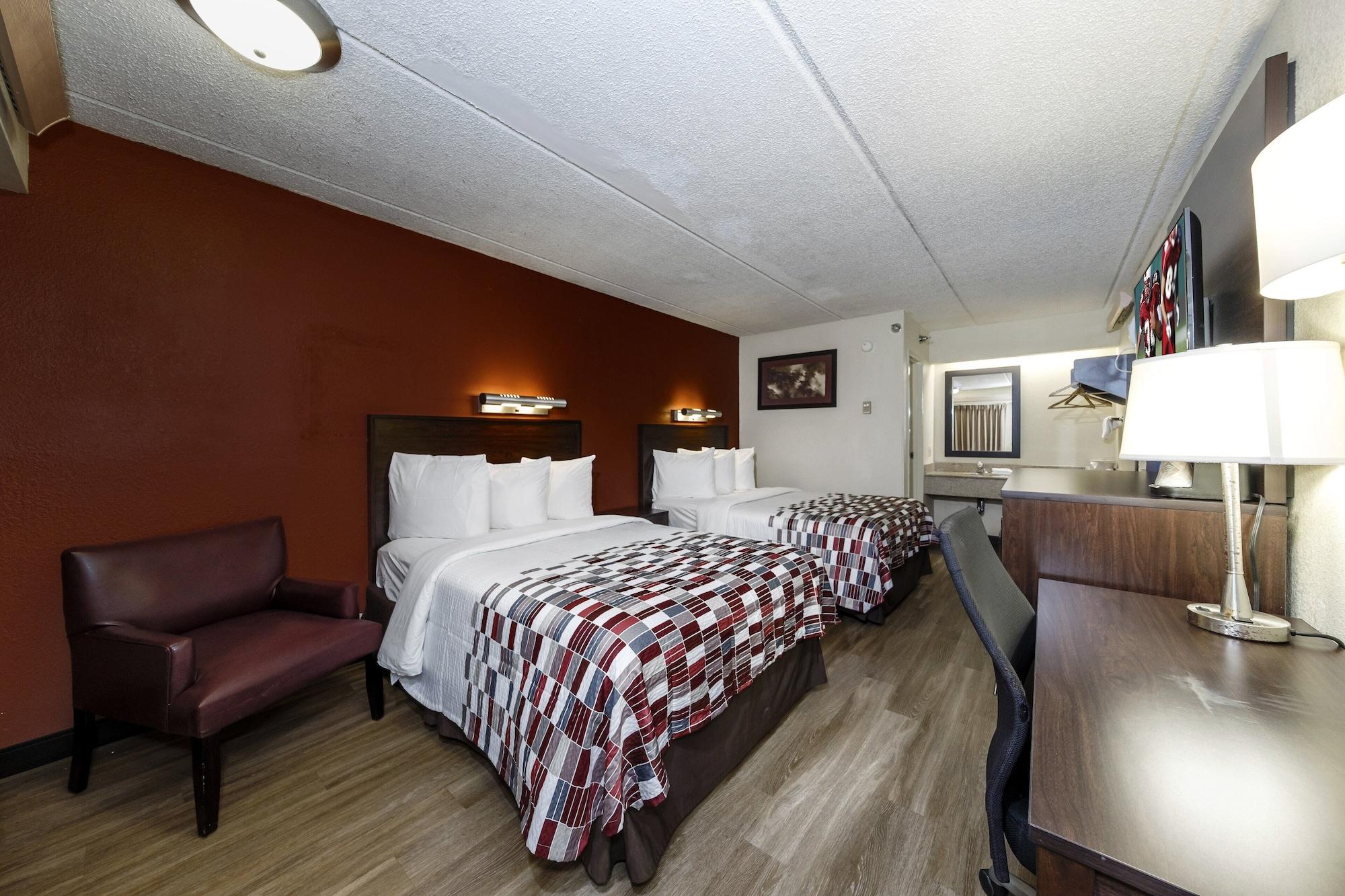 Red Roof Inn Tampa - Brandon Εξωτερικό φωτογραφία