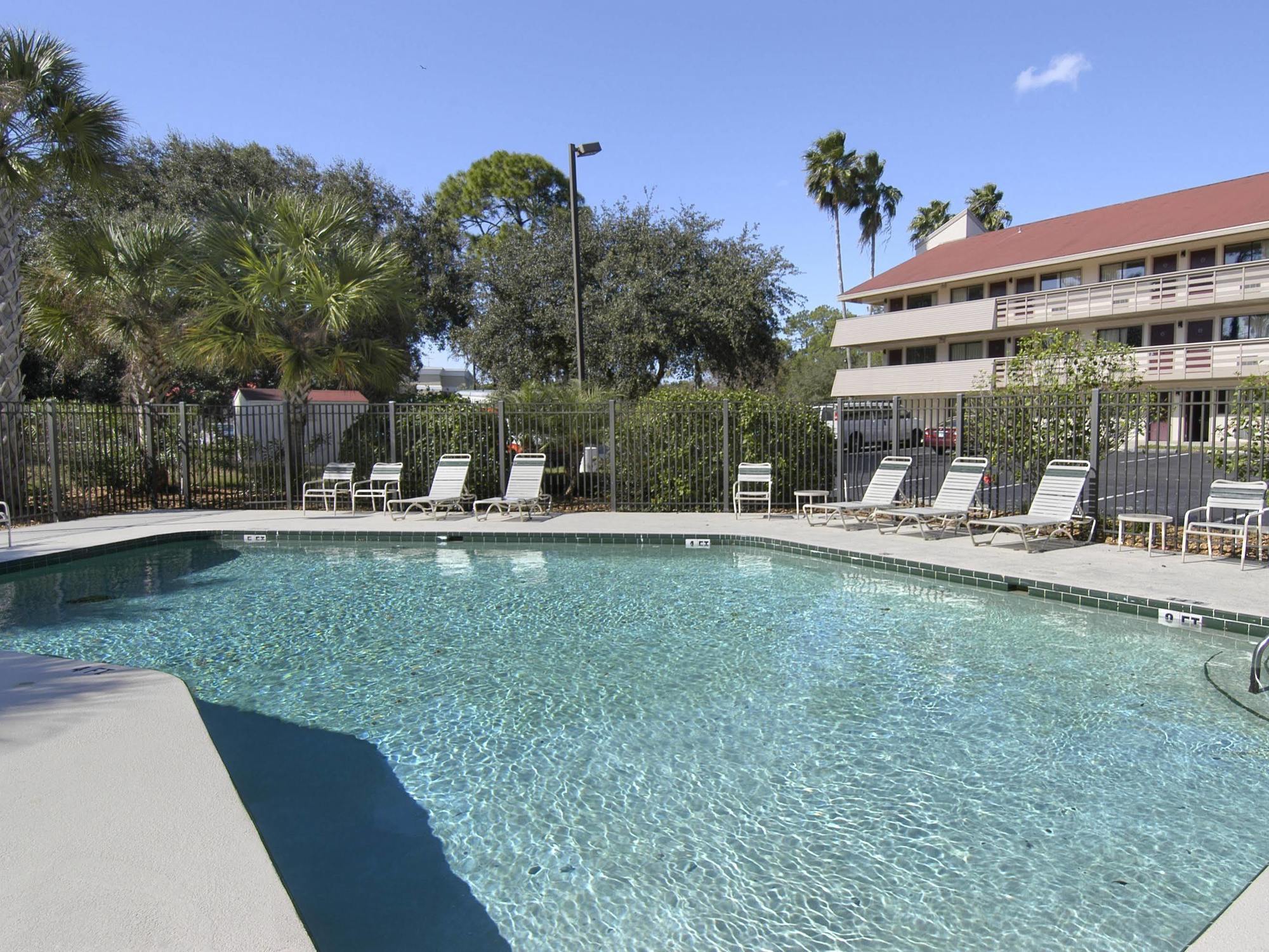 Red Roof Inn Tampa - Brandon Εξωτερικό φωτογραφία